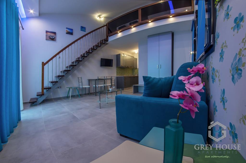 Grey House Apartments Никити Номер фото