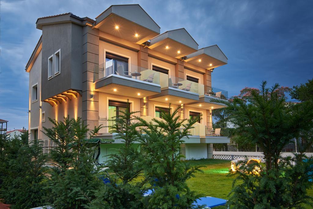 Grey House Apartments Никити Экстерьер фото